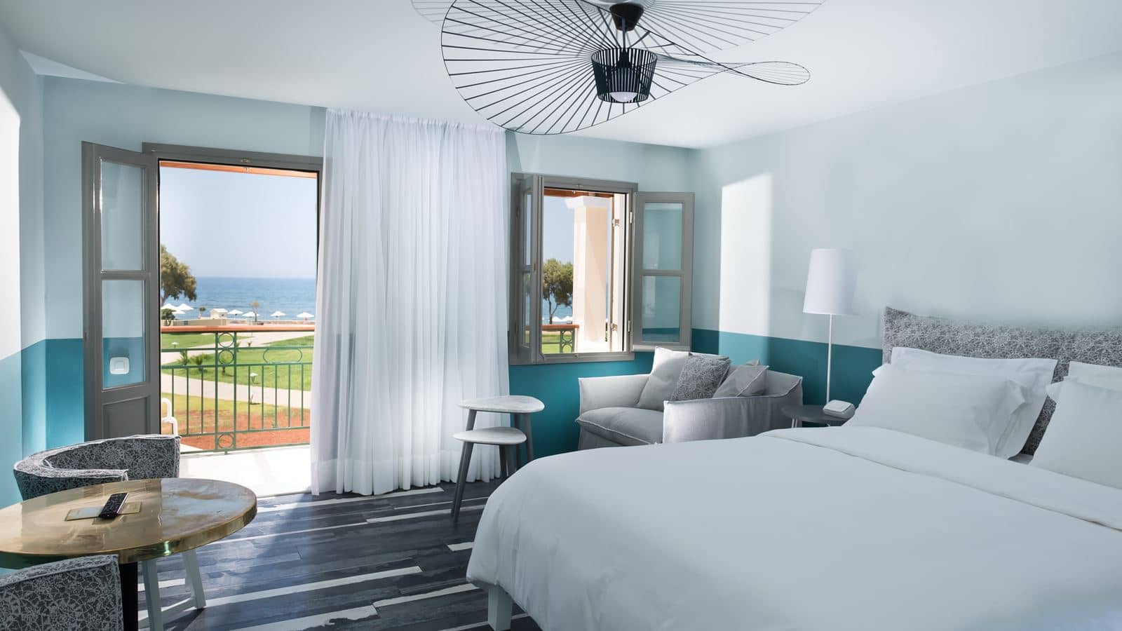 rooms-luxury-room-seaview