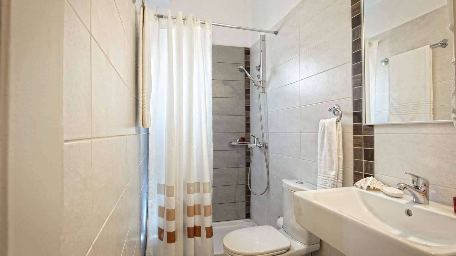 rooms-double-room