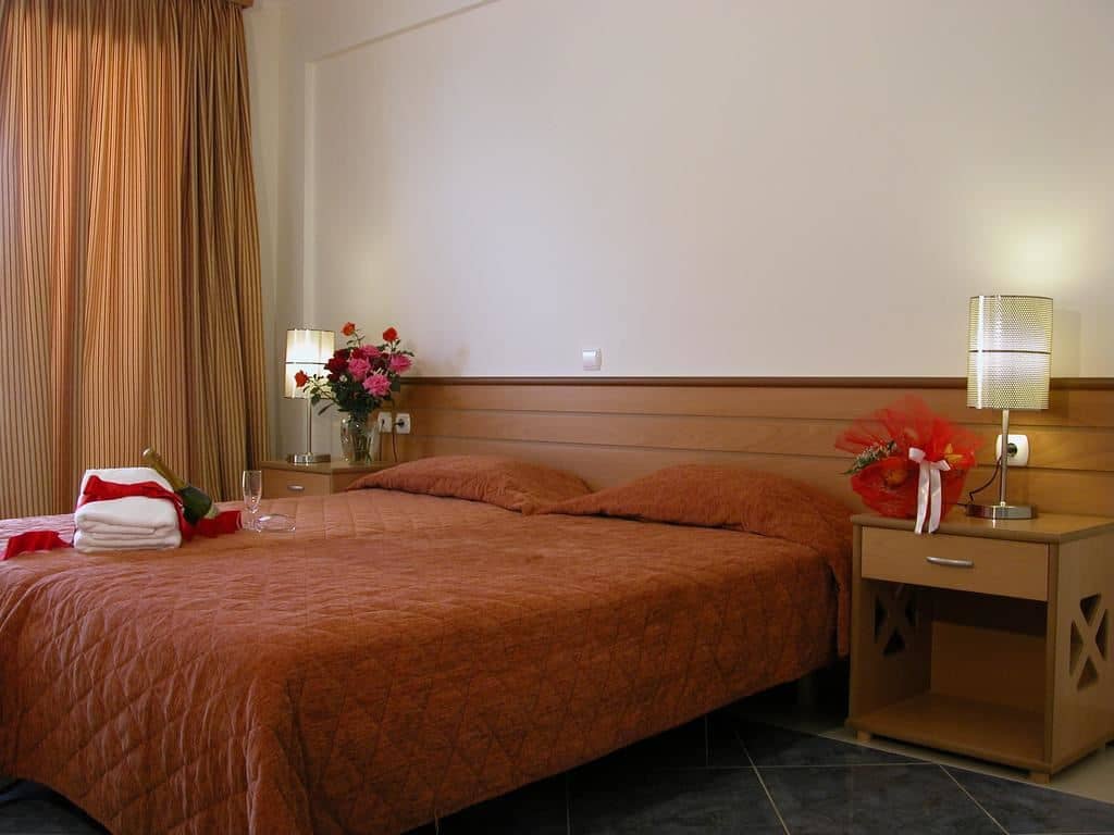 rooms-junior-room