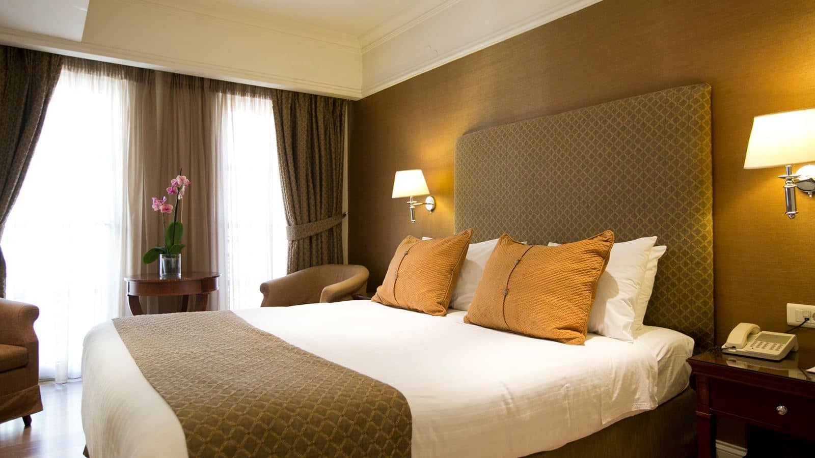 rooms-double-or-twin-standard