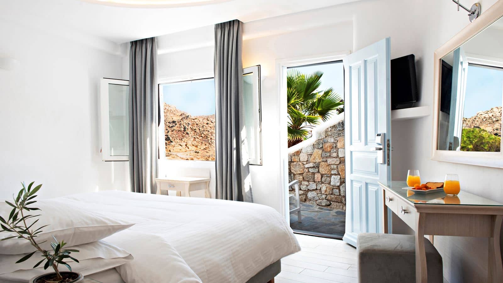 rooms-double-or-twin-deluxe