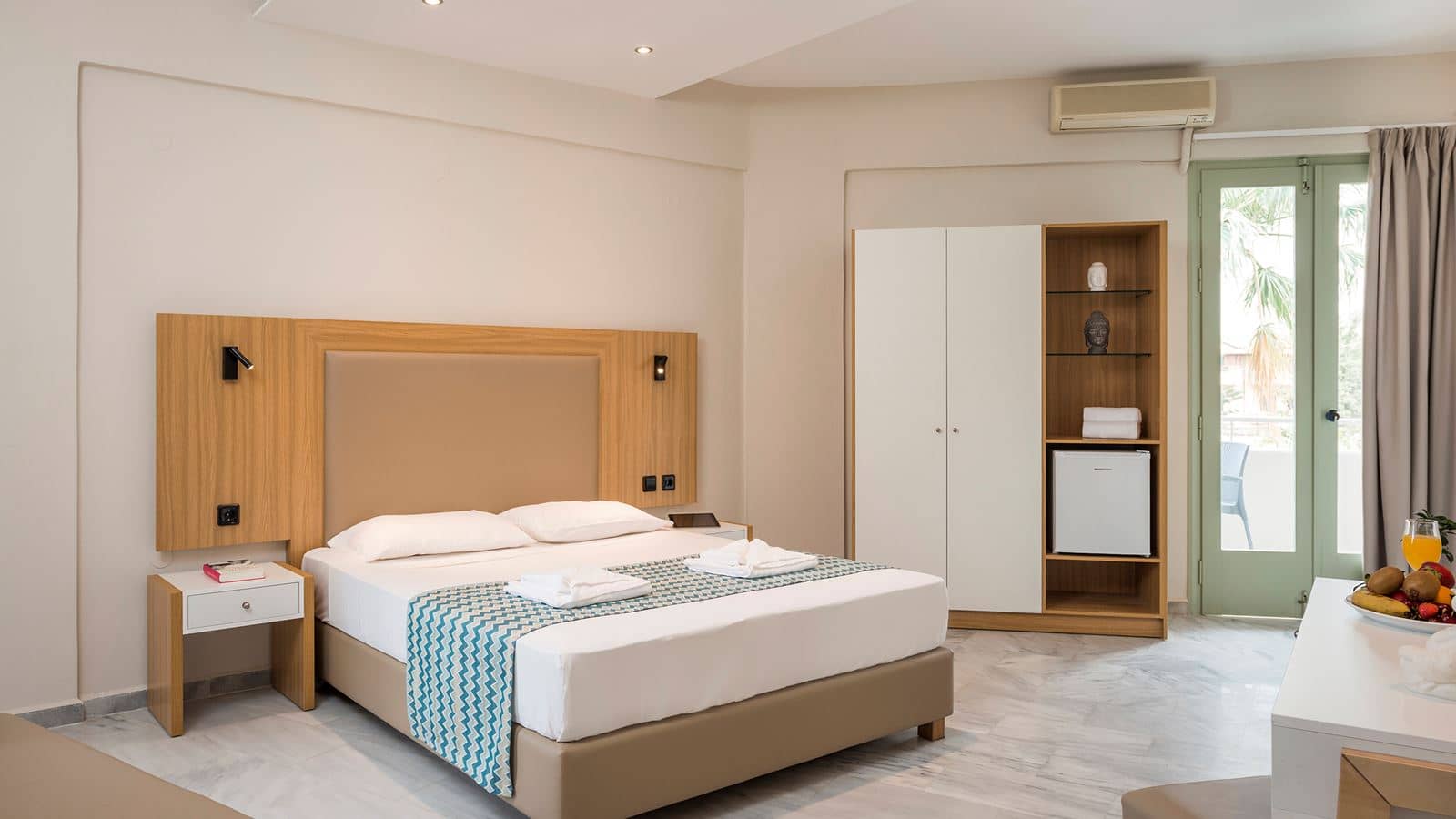 rooms-superior-double-room
