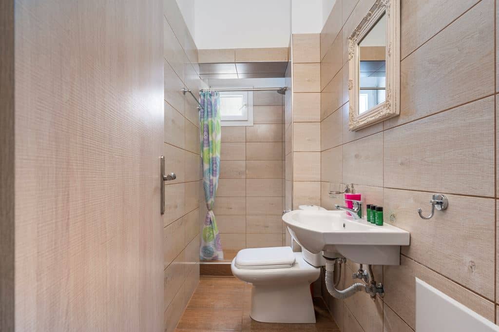rooms-deluxe-double-room