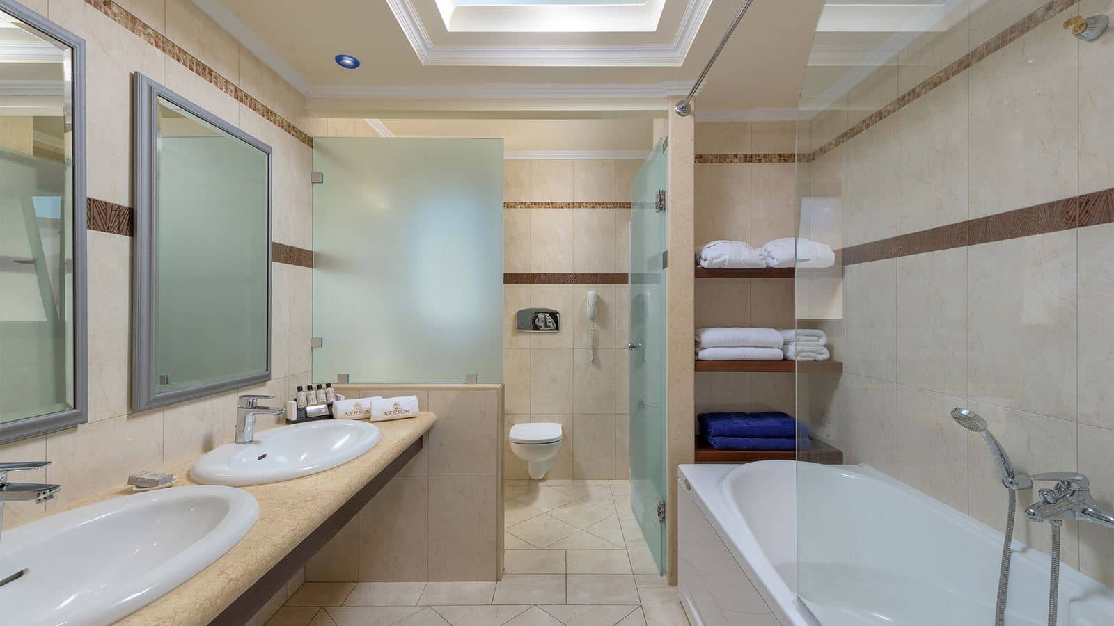 rooms-presidential-villa-with-private-pool--signature-collection