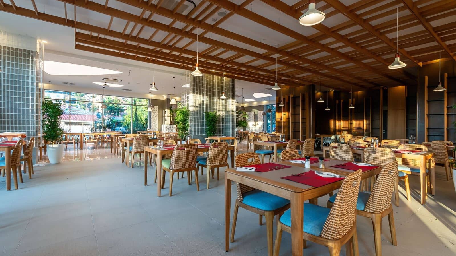 restaurants-main-restaurant