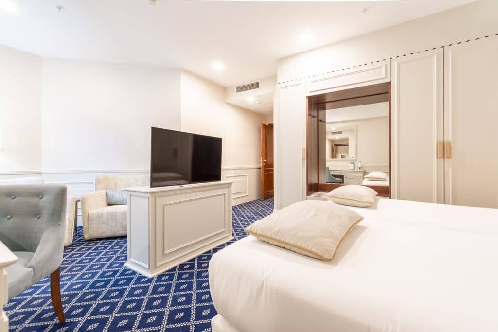 rooms-double-room