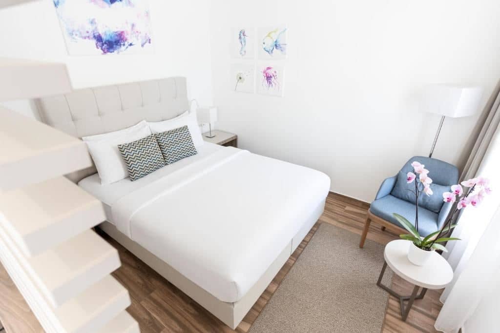 rooms-premium-sea-view-suite