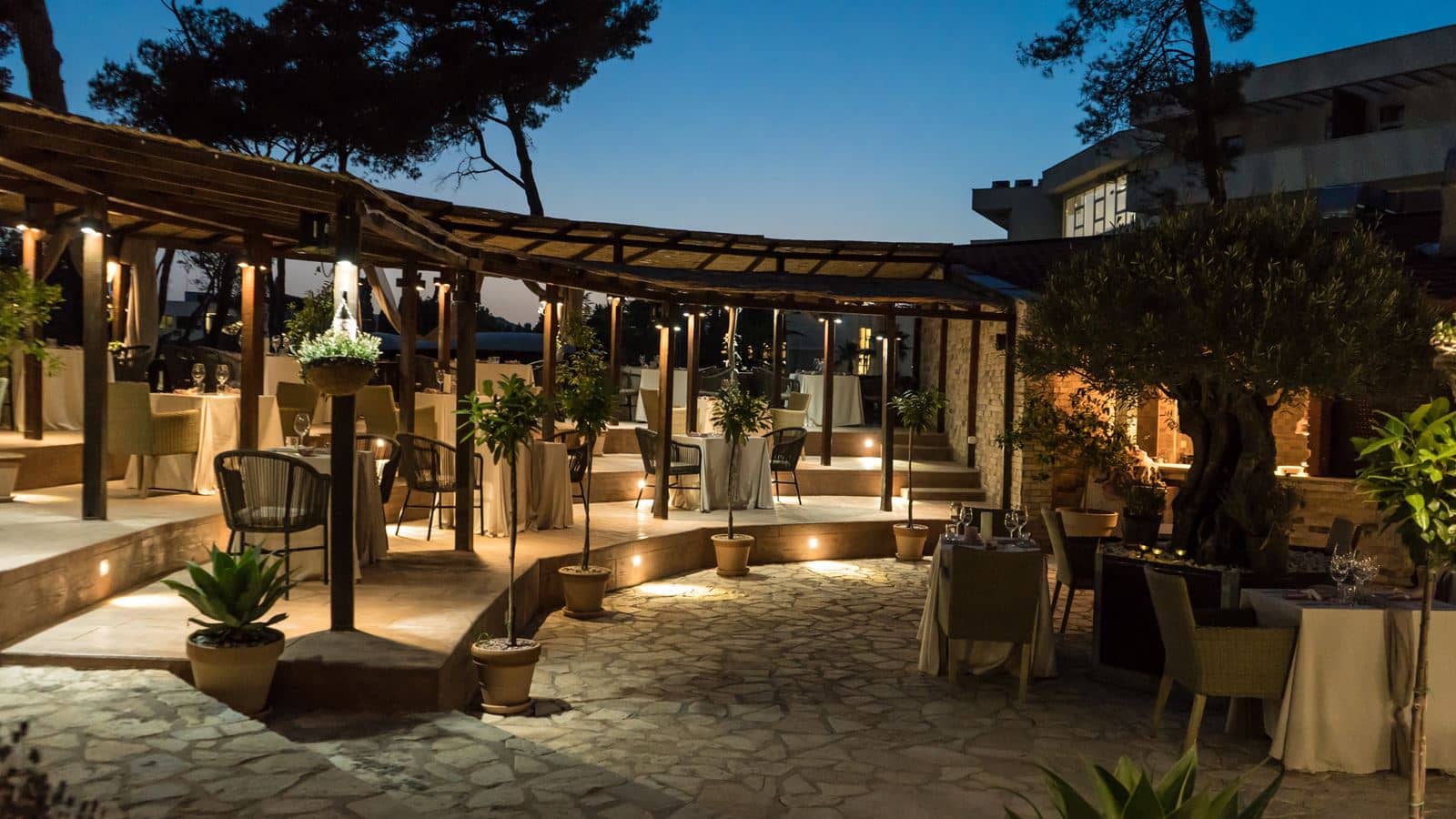 restaurants-olea-tavern
