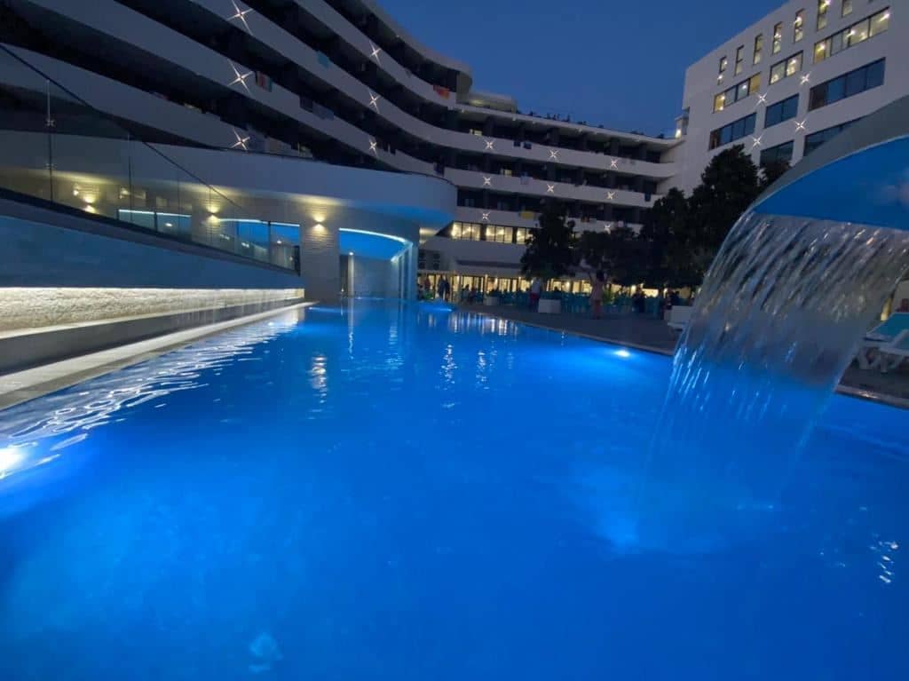 pools-pools