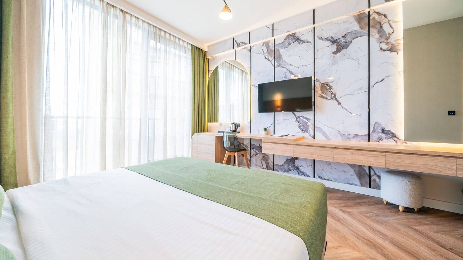 rooms-deluxe-double-room-block-b-sea-view