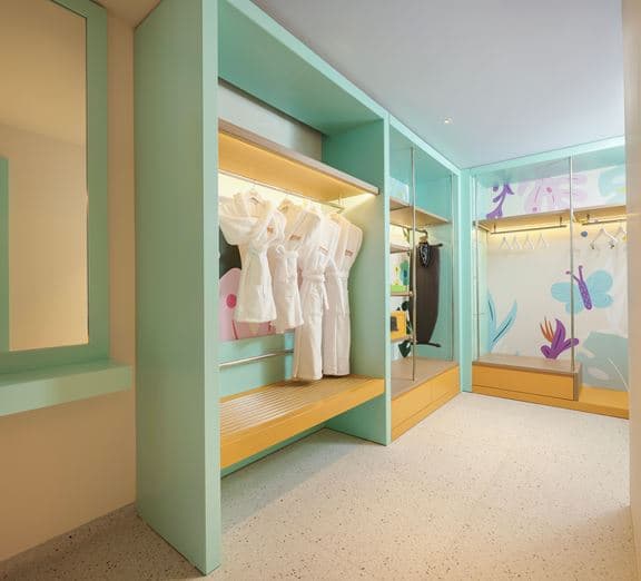 THEMED JUNIOR SUITE Numuri
