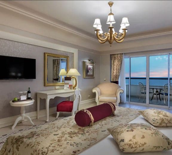 DELUXE ROOM SEA VIEW ( VENEZIA BUILDING ) Numuri