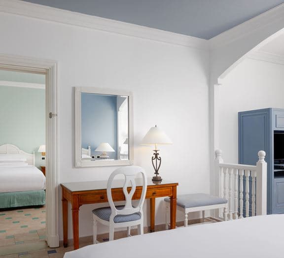 Family Room Superior Sea View Numuri