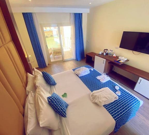 DELUXE ROOM BACK / RESORT VIEW Numuri