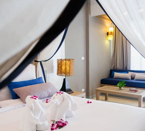 POOL SUITE BLUE WING Numuri