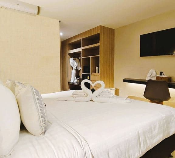 SUPERIOR ROOM Numuri