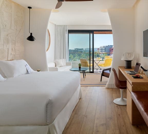 DOUBLE STANDARD ROOM WITH BALCONY OR TERRACE Numuri