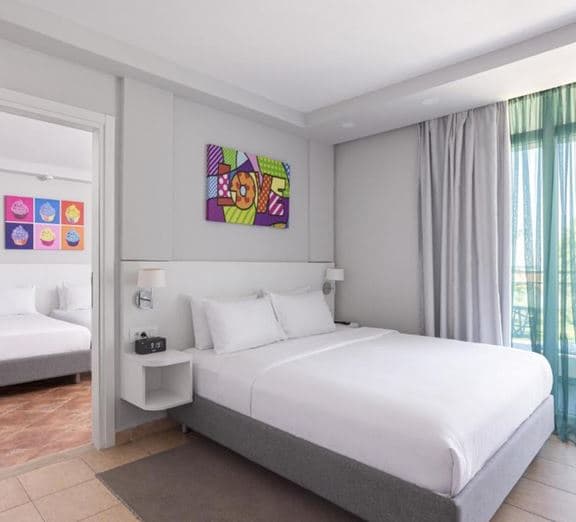TWO BEDROOM FAMILY SUITE Numuri
