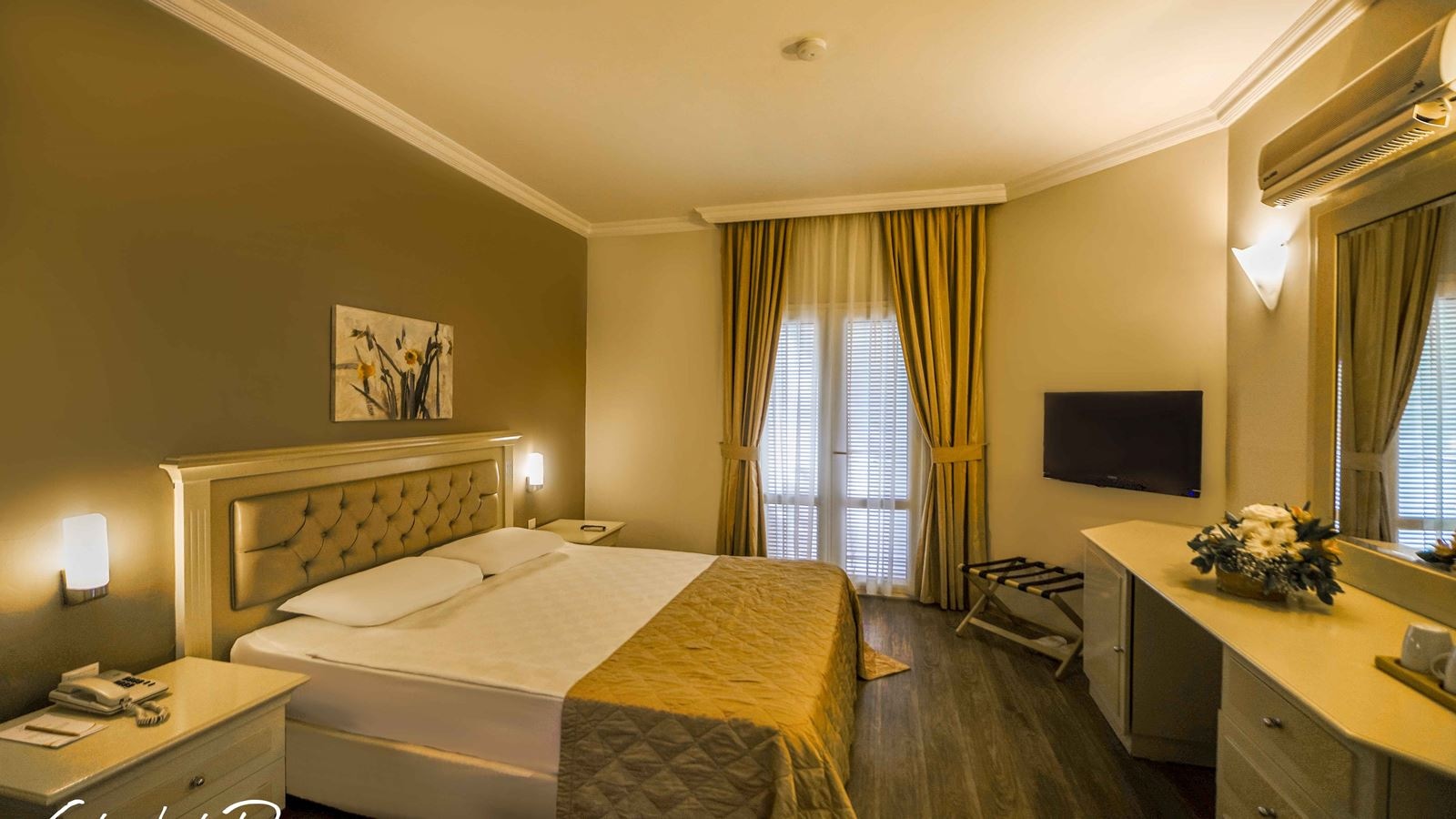 rooms-standard-room