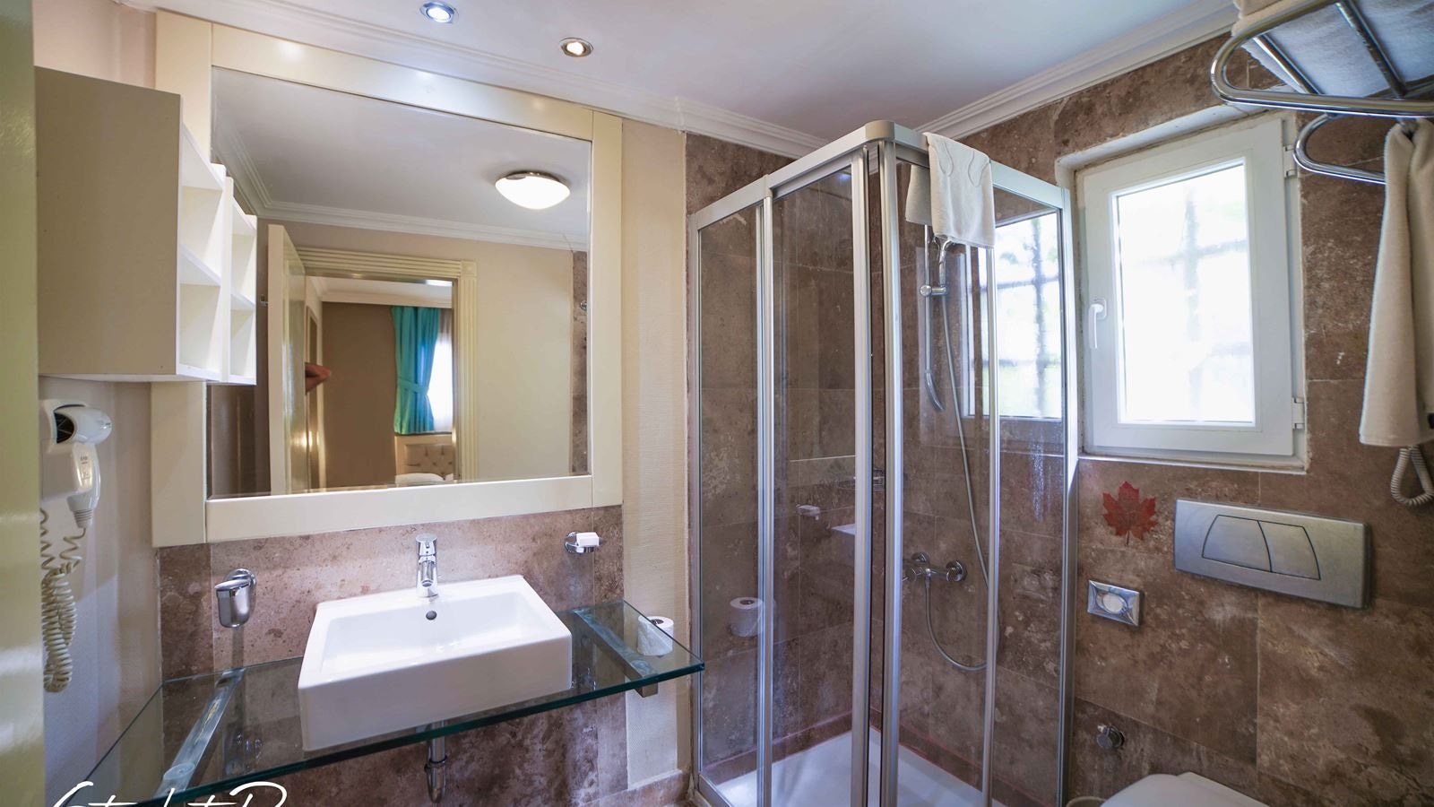 rooms-standard-room