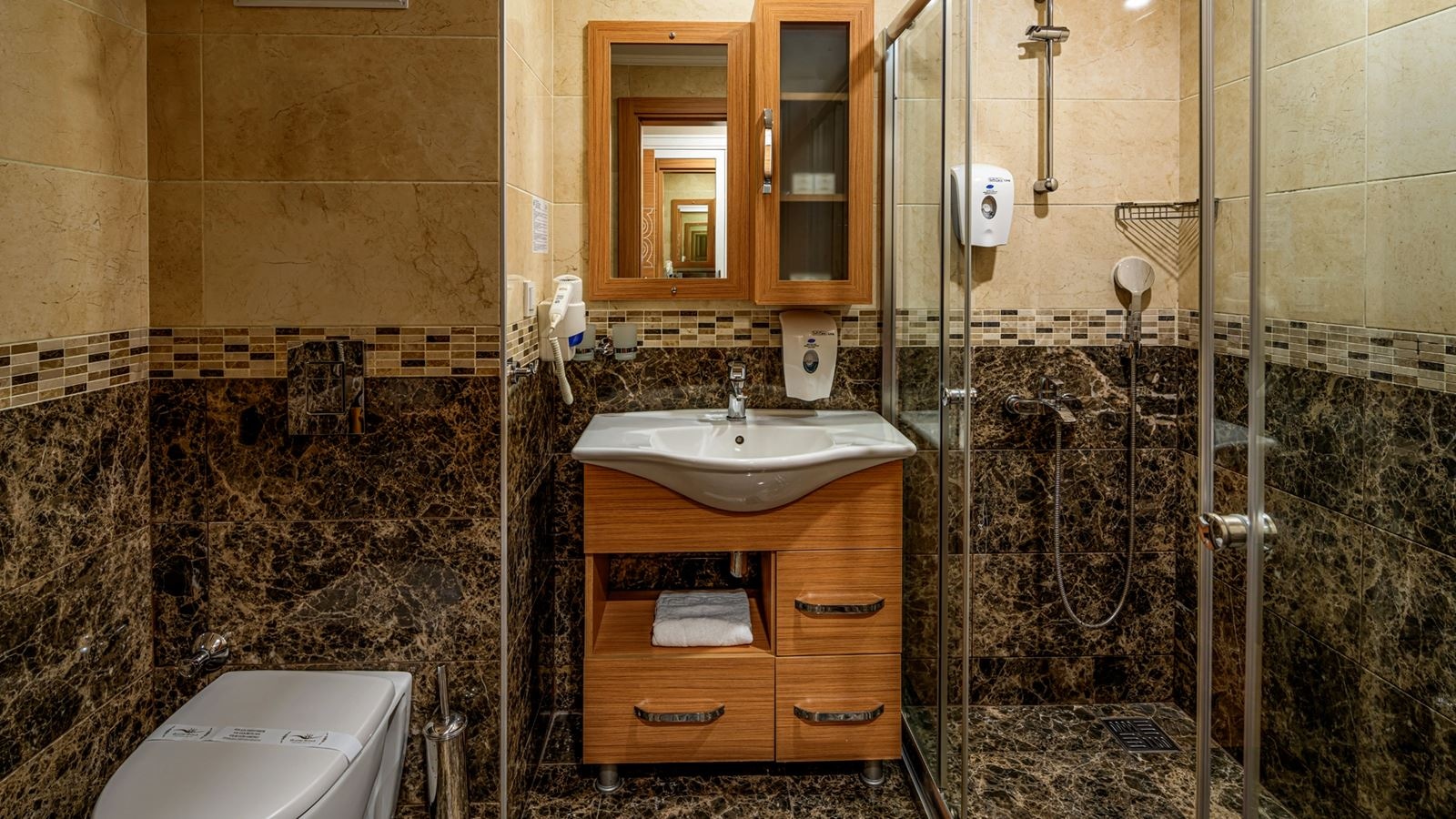 rooms-standard-room-dbl