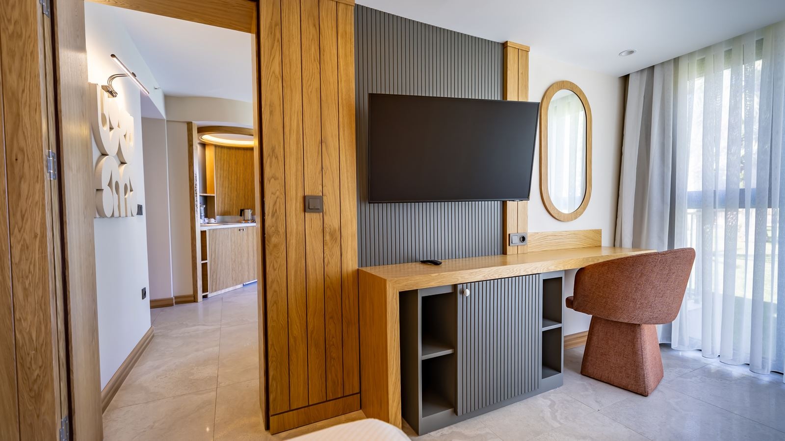 rooms-family-room-3-rooms