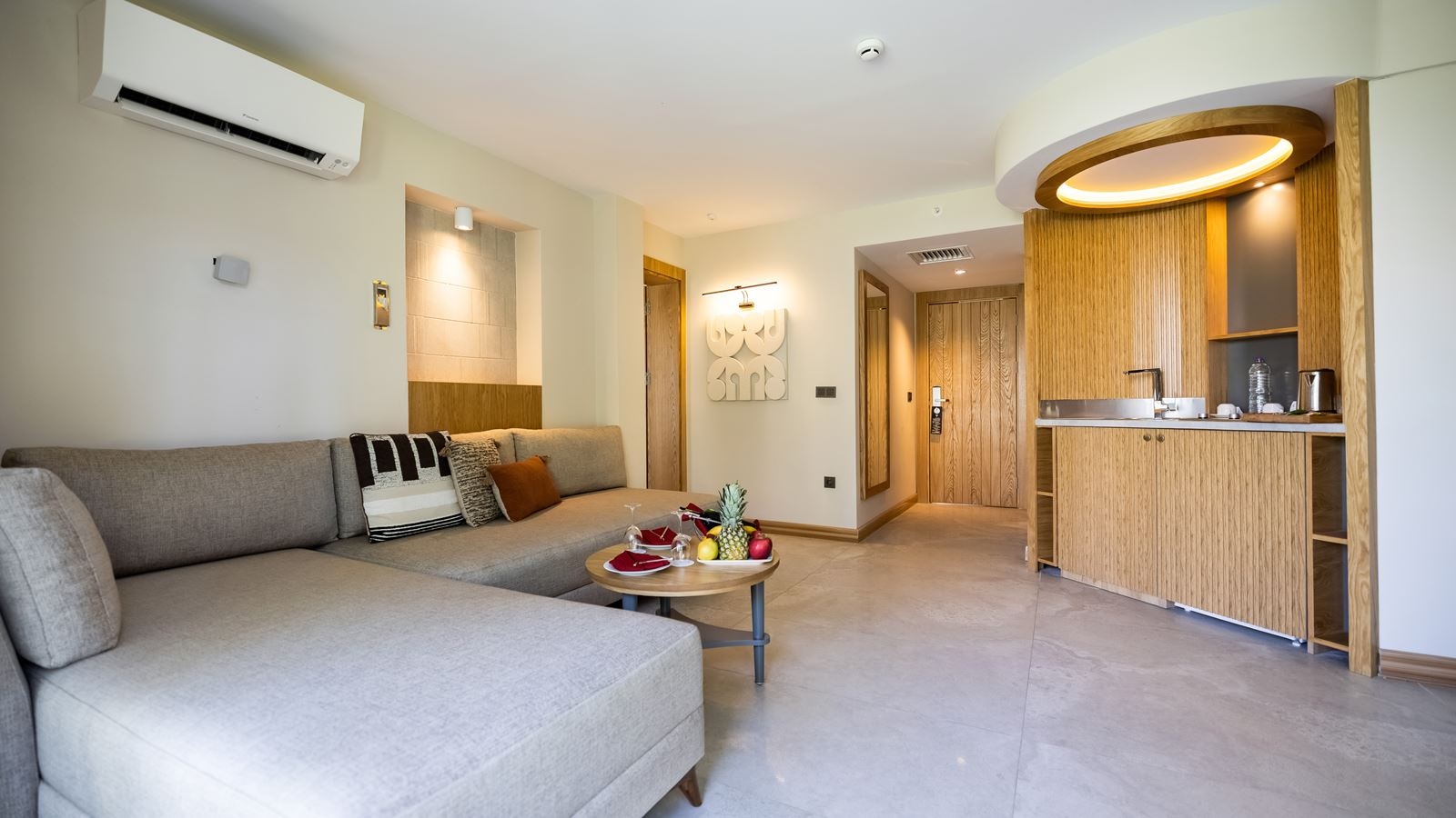 rooms-family-room-3-rooms