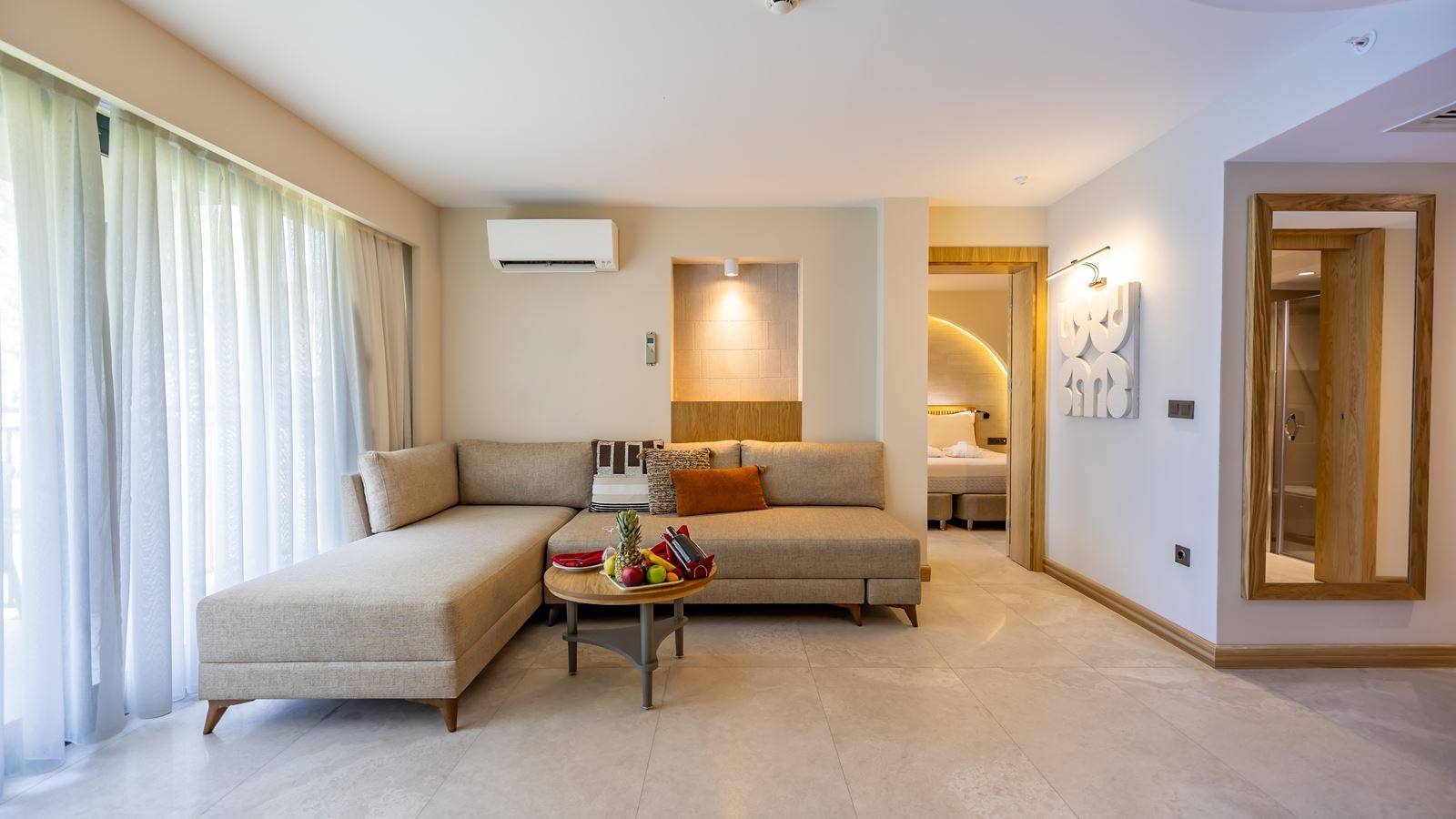 rooms-family-room-3-rooms