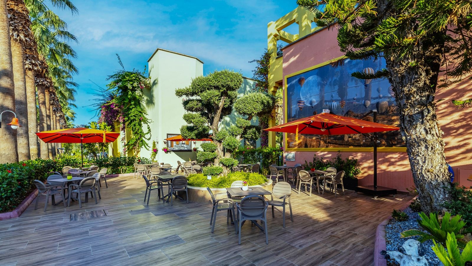 bars-ceria-lobby-bar