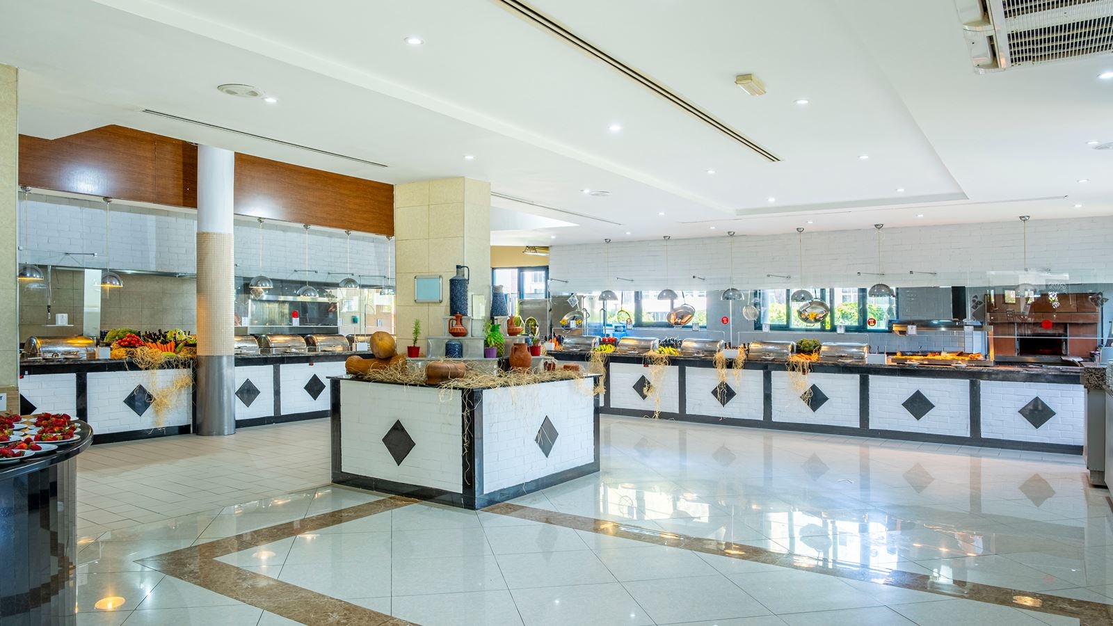 restaurants-flora-restaurant