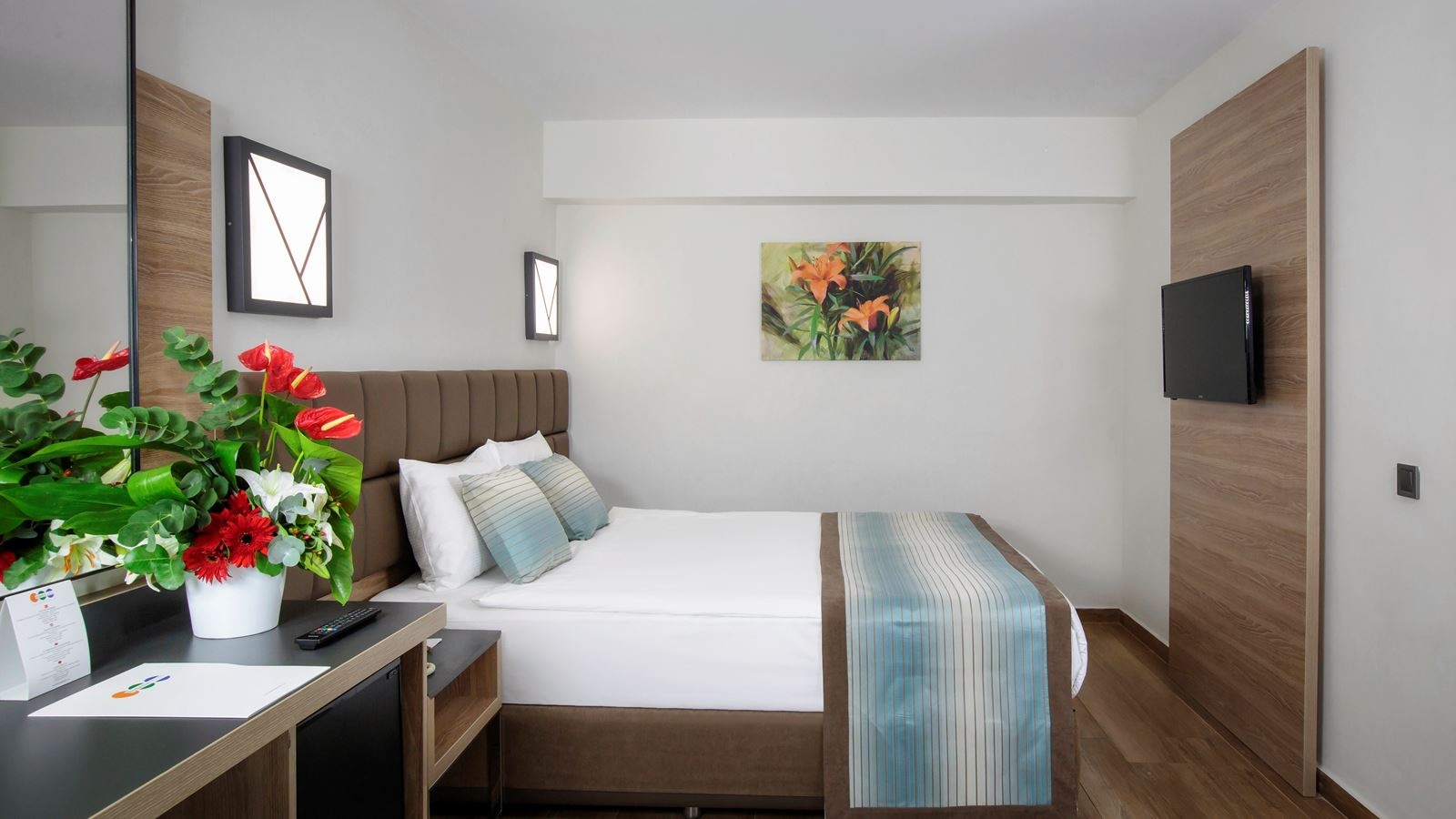 rooms-garden-suit