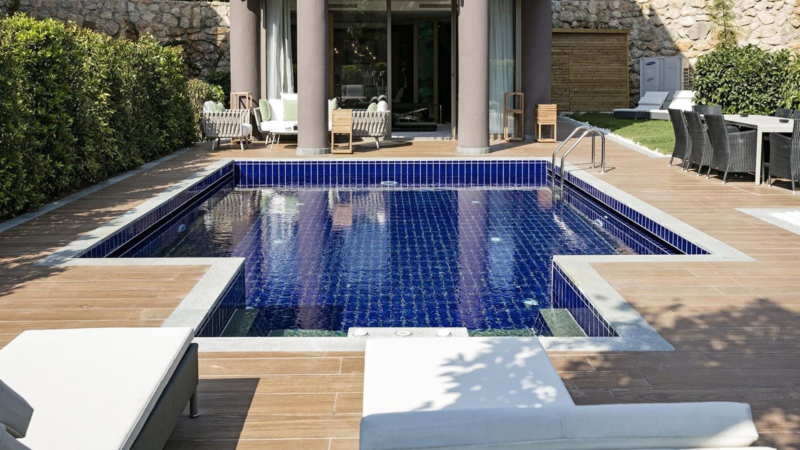 rooms-villa-superior