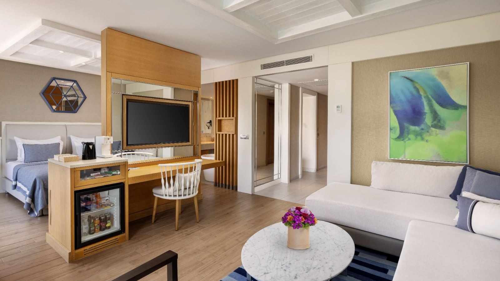 rooms-swim-up-deluxe-room