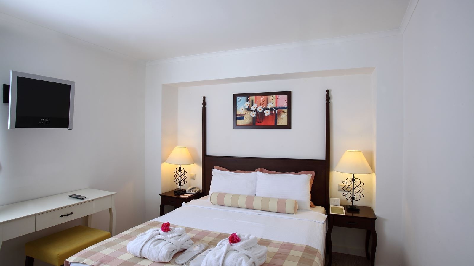 rooms-j-suite