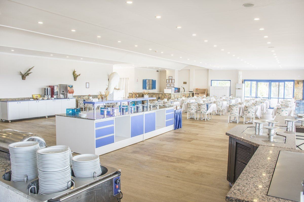 restaurants-restaurant