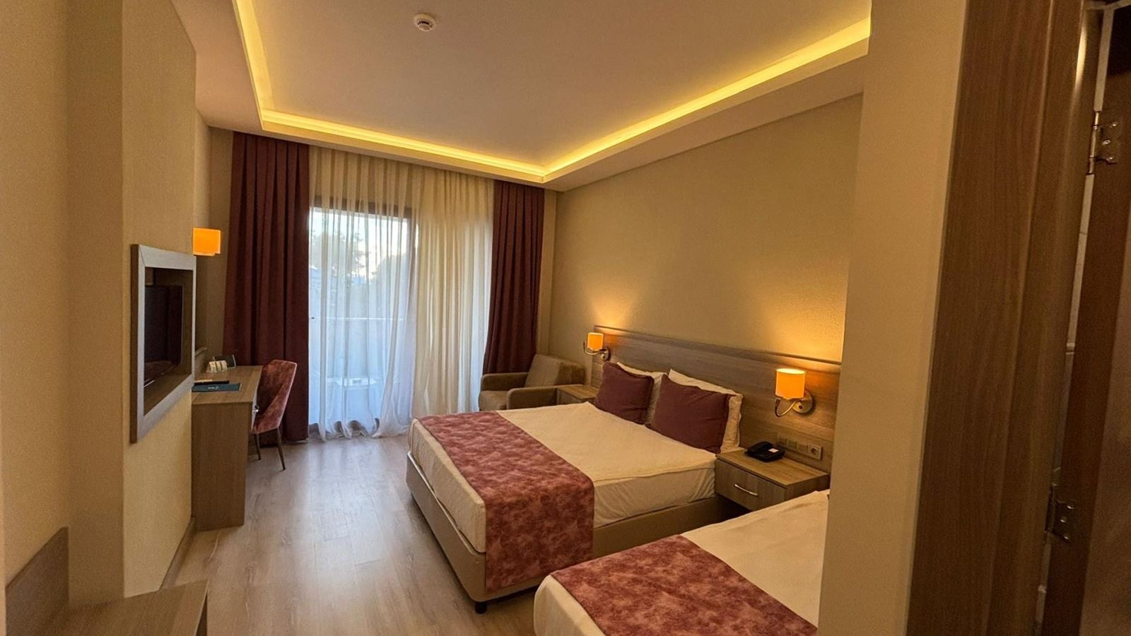 rooms-family-room-with-2-bedrooms-type-c