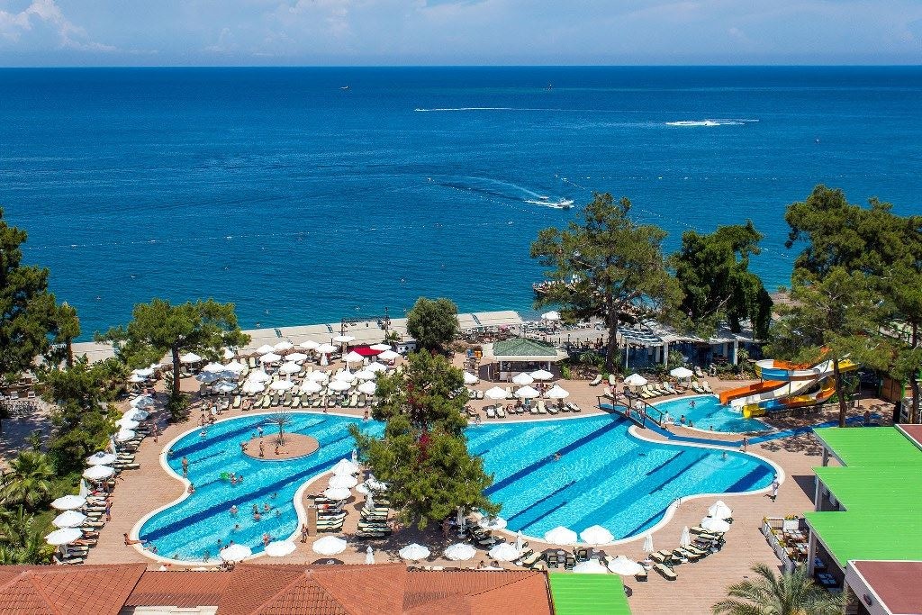 pools-outdoor-pool