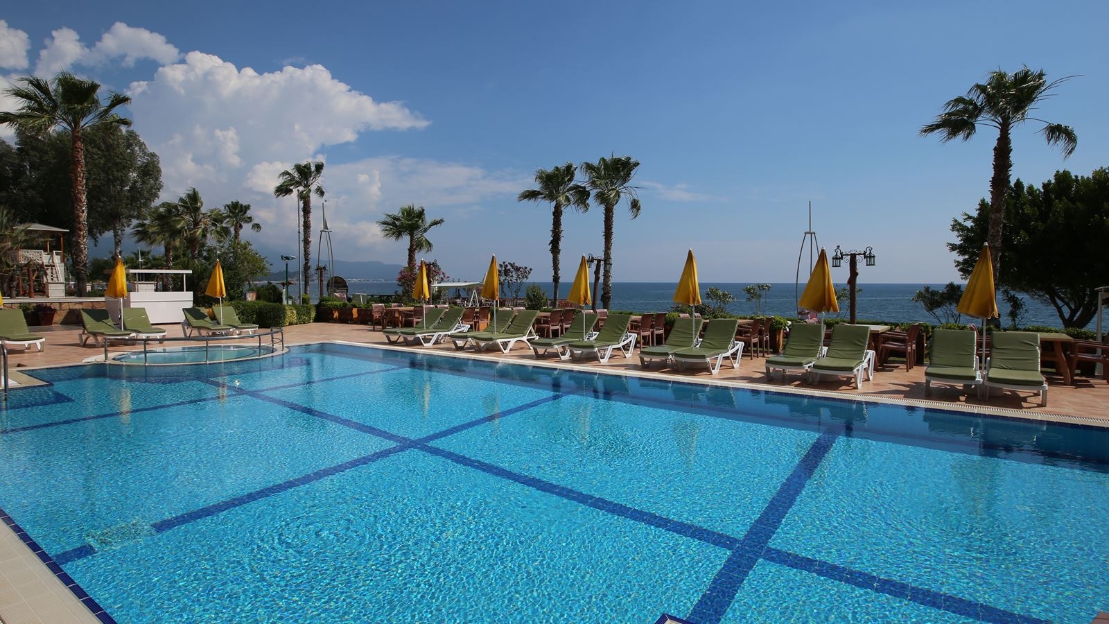 pools-outdoor-pool