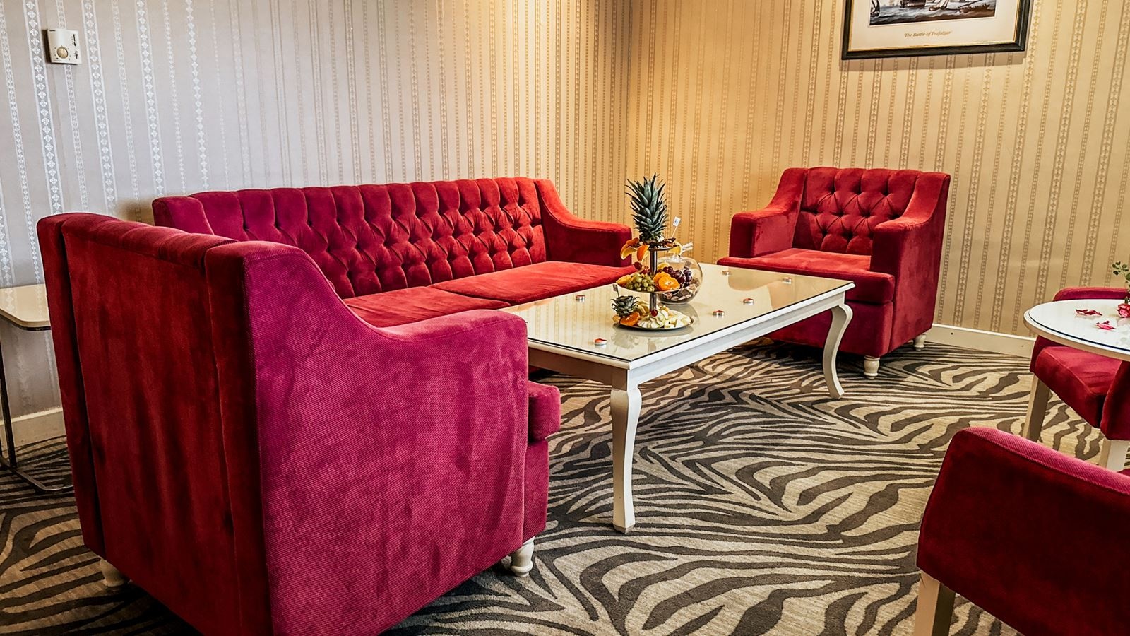 rooms-grand-suit
