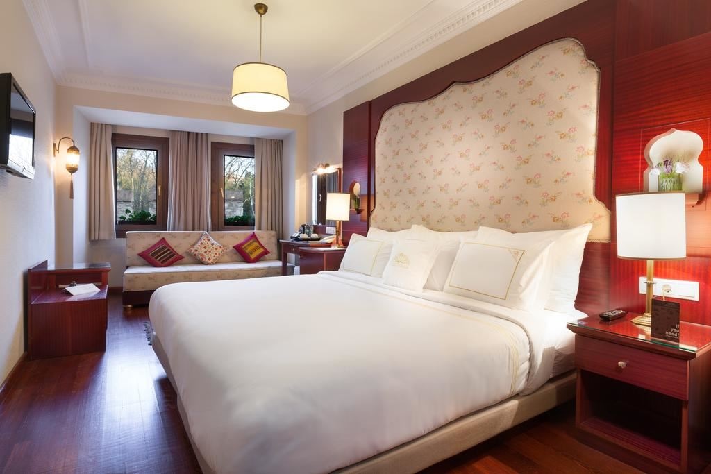 rooms-standard-triple-room