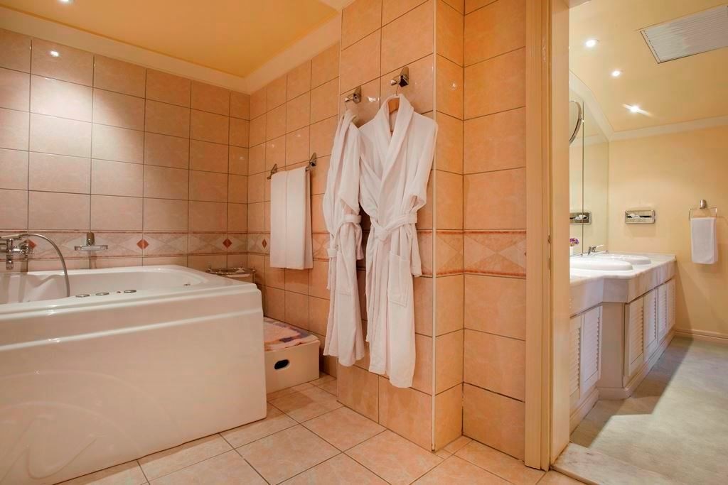 rooms-presidential-suit