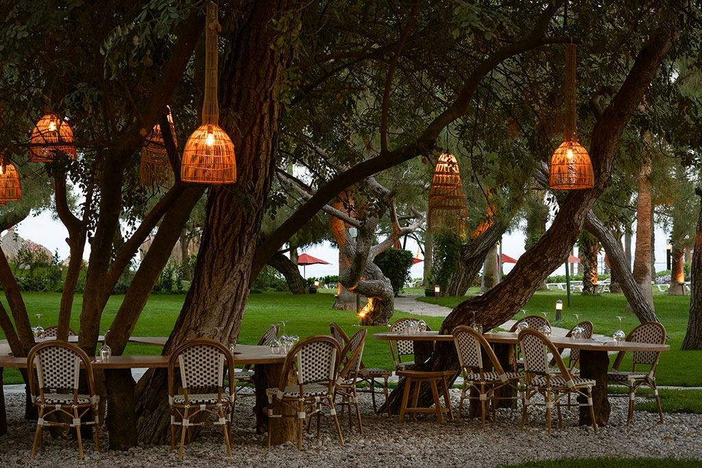 restaurants-casa-myra-italian-a-ala-carte