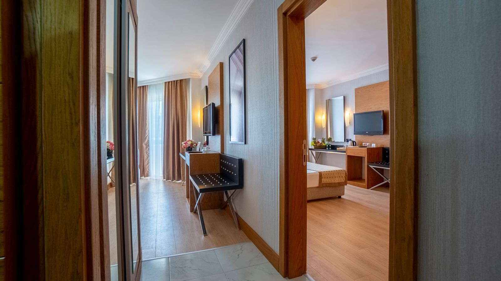 rooms-family-room