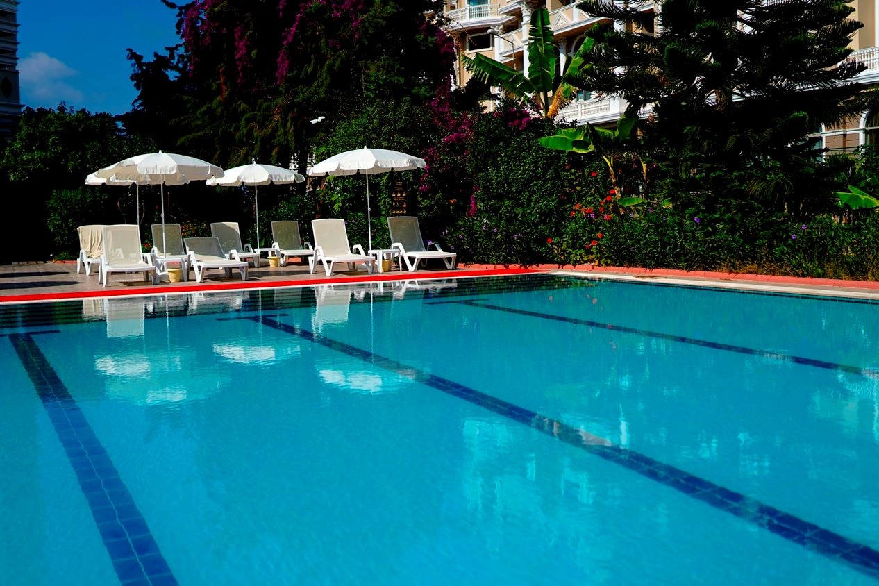 pools-outdoor-pool