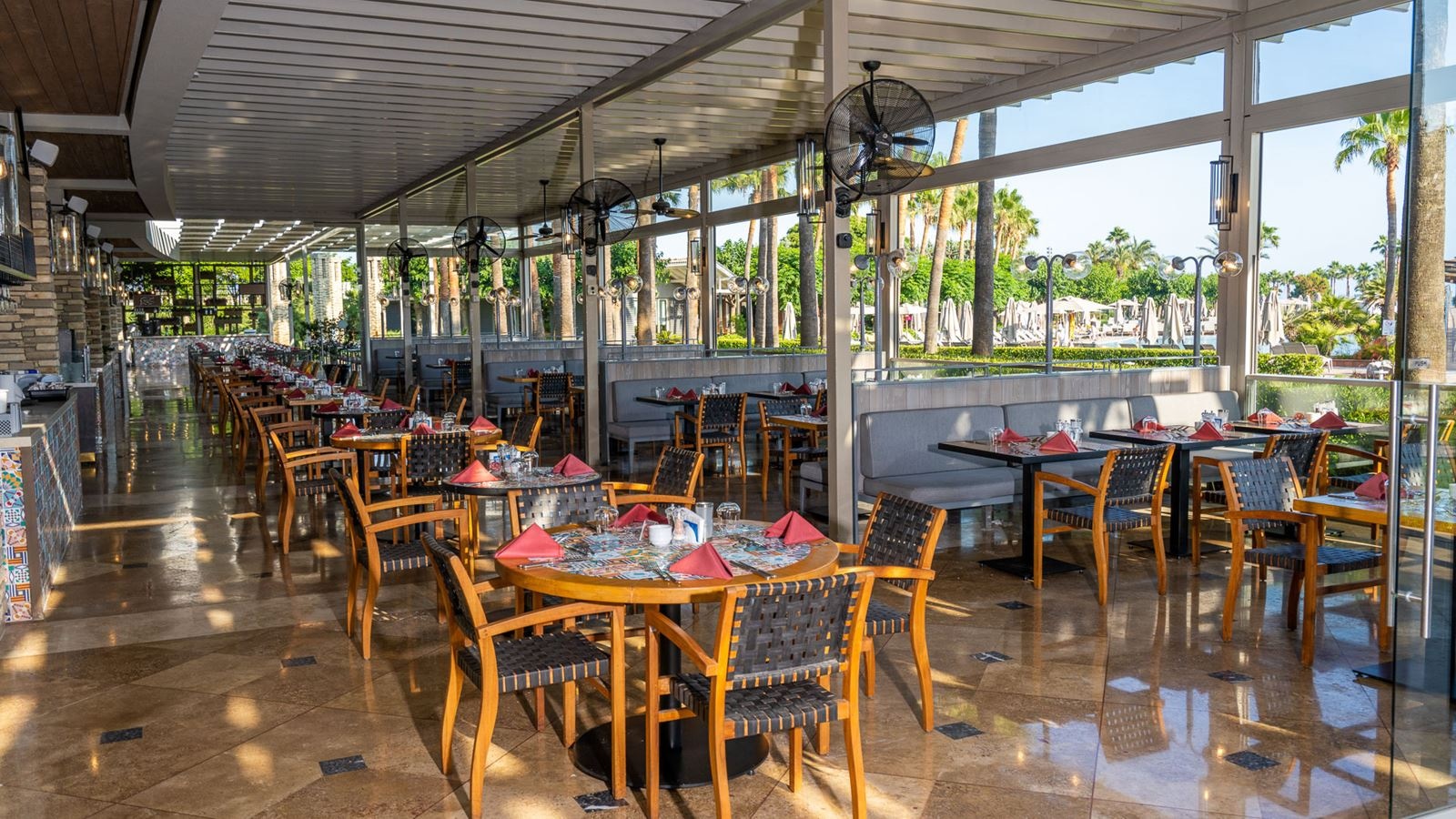 restaurants-zestfull-bazaar-main-restaurant