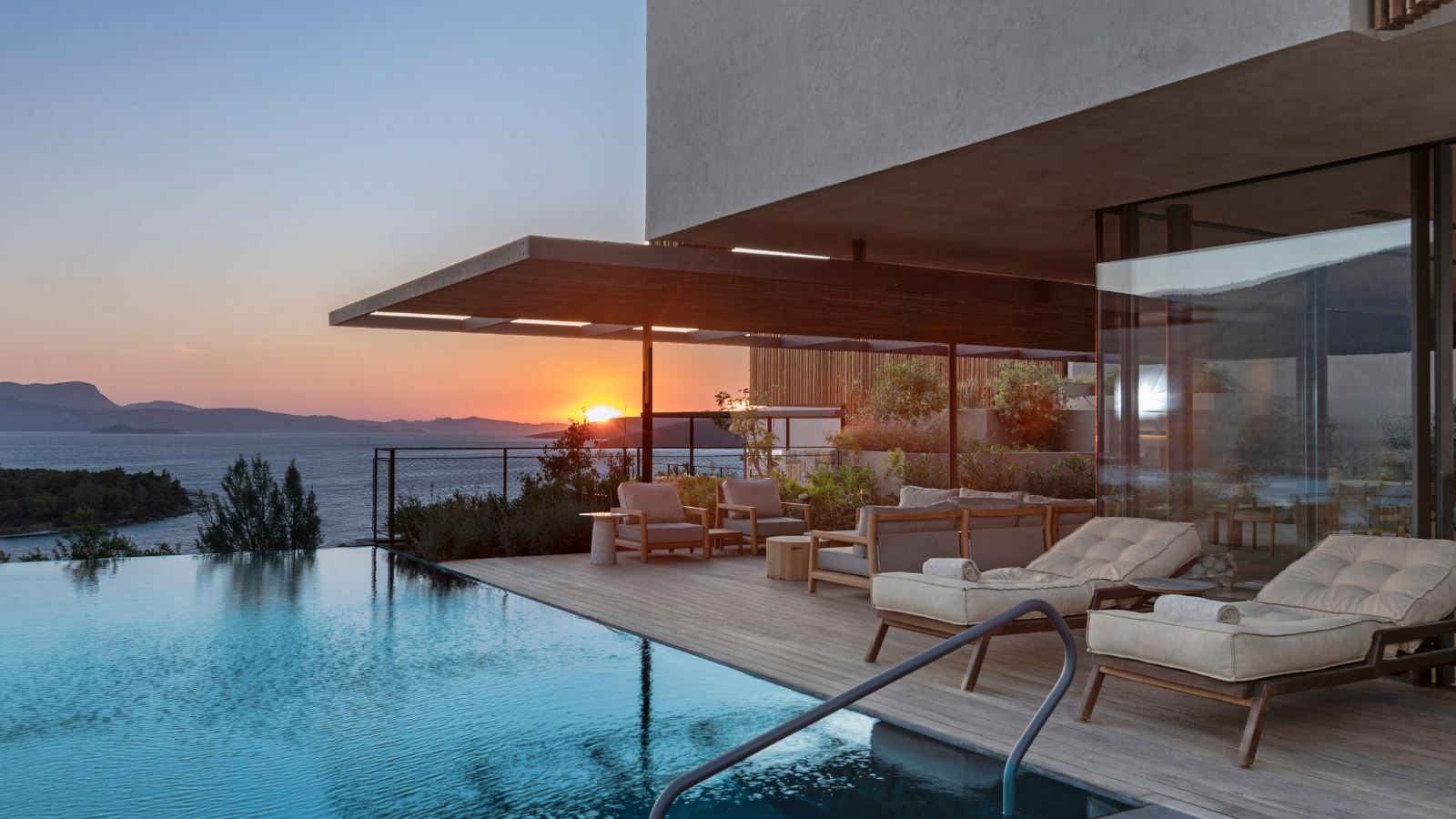 rooms-sunset-pina-villa