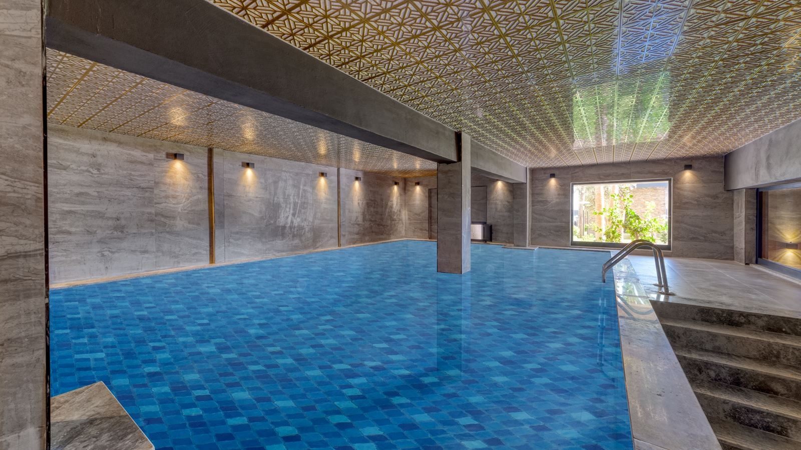 pools-indoor-pool