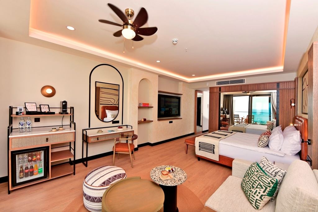 rooms-deluxe-sea-view