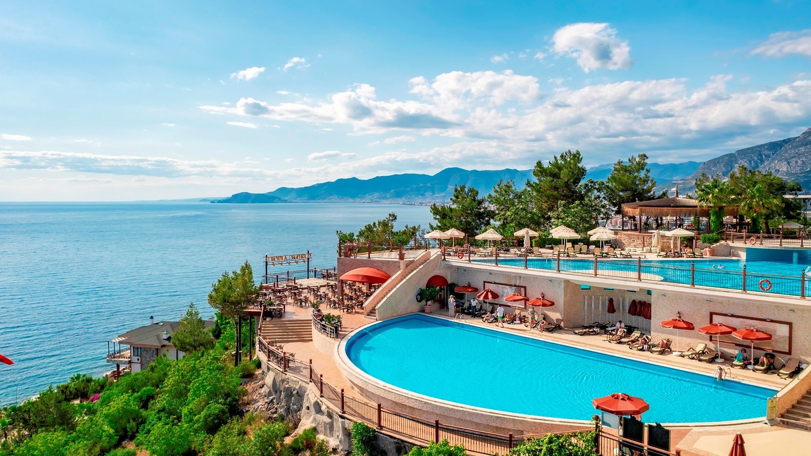 pools-outdoor-pool
