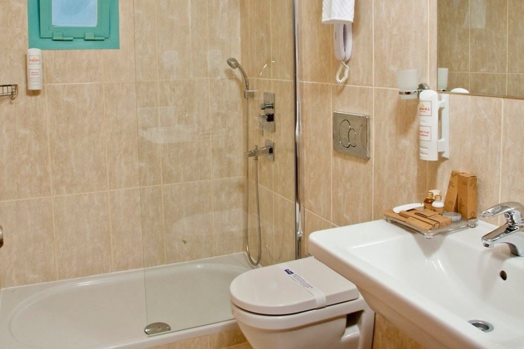 rooms-family-rooms